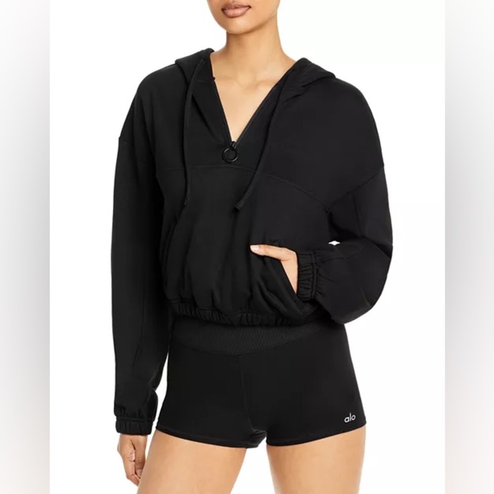 ALO Yoga Women's Refresh Stadium Half Zip Crop Classic Black Hoodie Sweatshirt